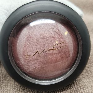 MAC Pro Longwear Blush